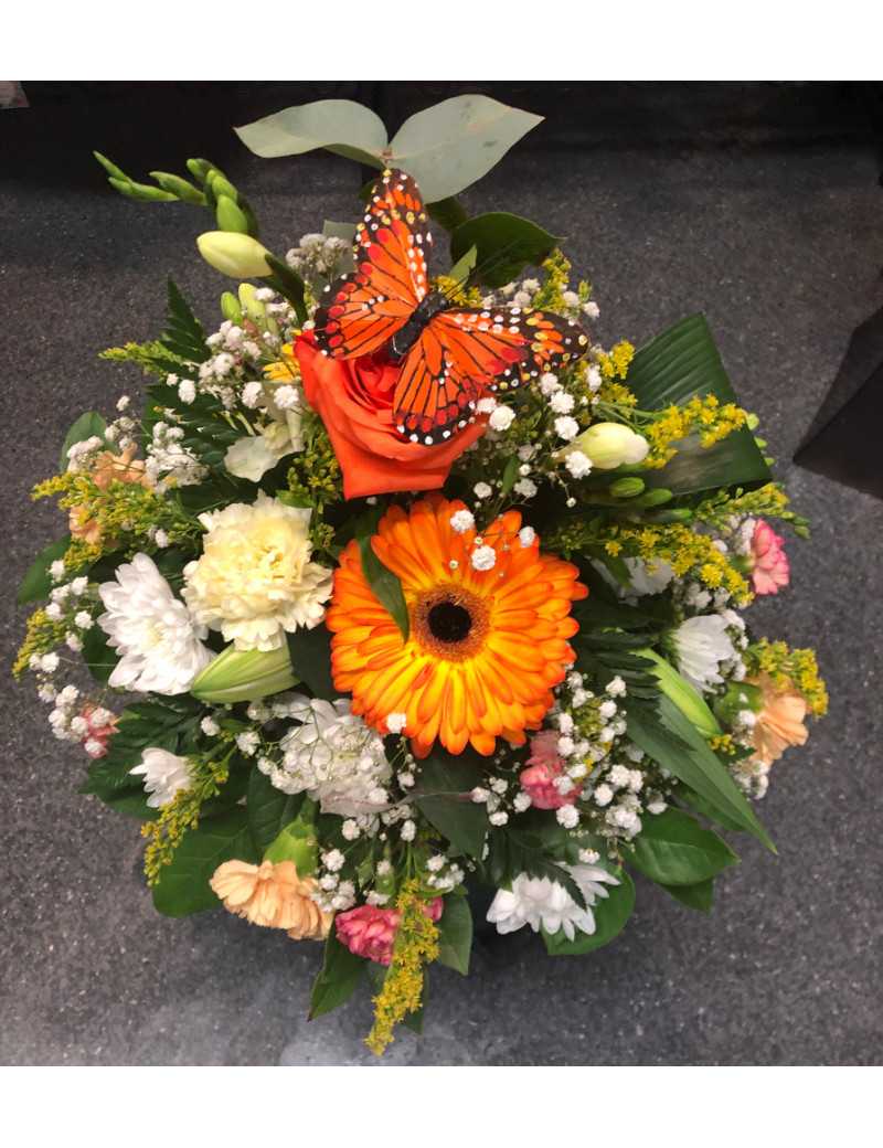 Spray of bright posies